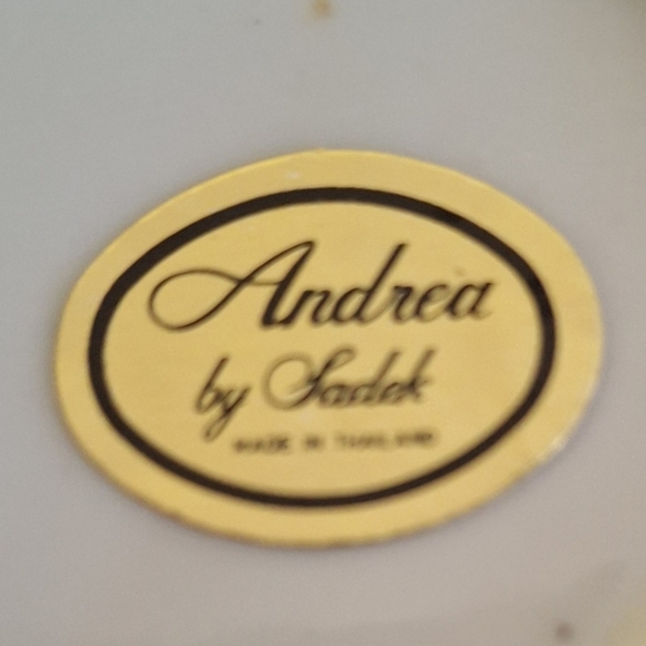 ANDREA BY SADEK SALT AND PEPPER SET. - Picture 4 of 10